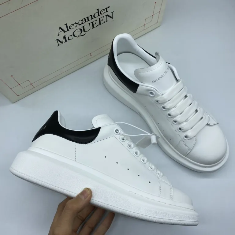 Alexander McQueen Shoe 